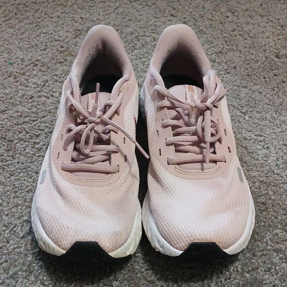 Nike Revolution 5 Barely Rose Women's BQ3207-600 EUC - Picture 2 of 7